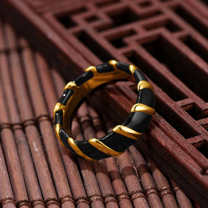 Classic Black Enamel & Gold Ring